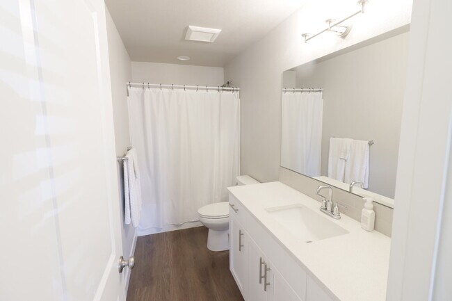 Photo - Be the first one to RENT this home! 3 bedrooms, 2 bathrooms, SINGLE LEVEL home with beautiful Lan...