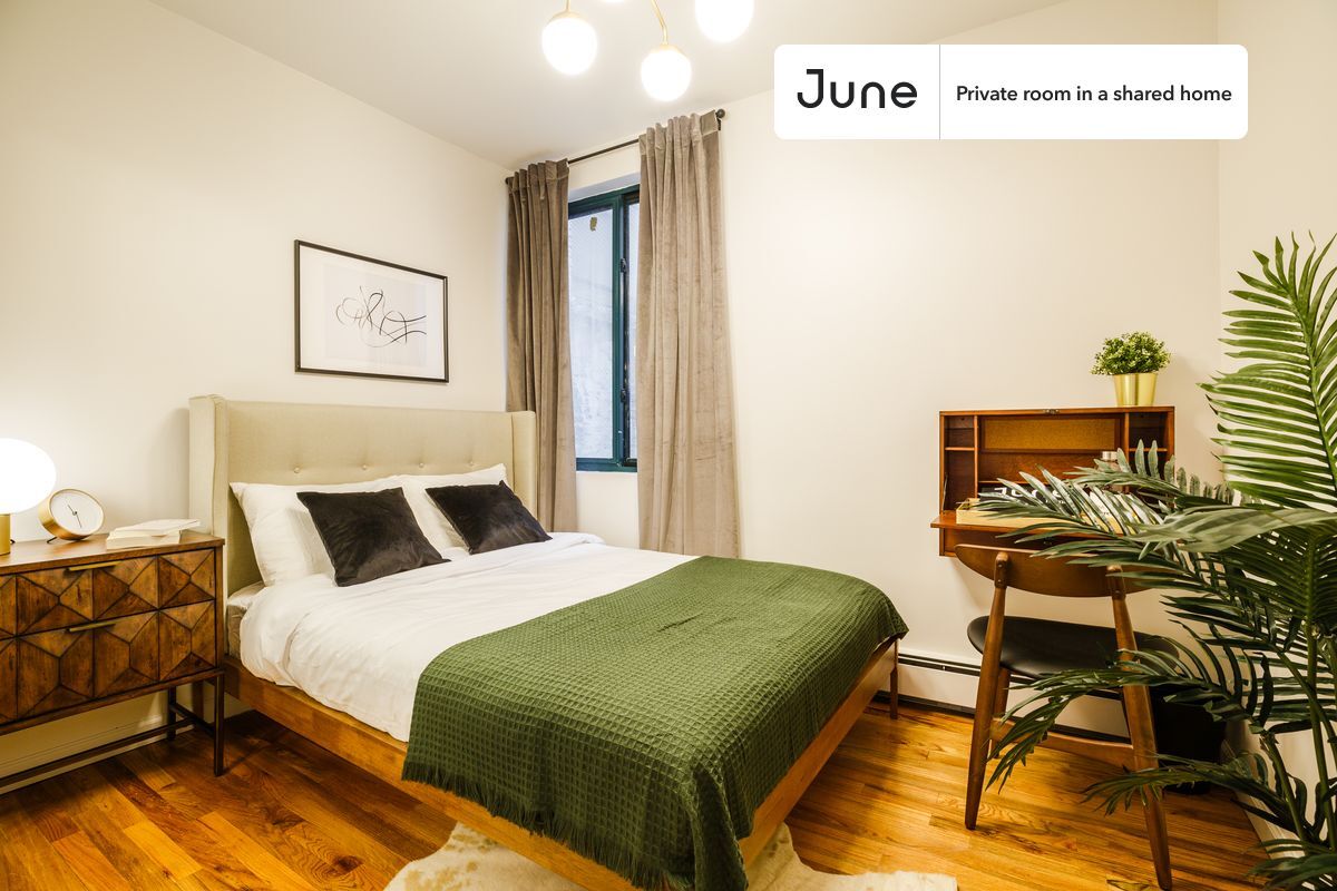 Private bedroom in 5 bed/2 bath Home - Private bedroom in 5 bed/2 bath Home