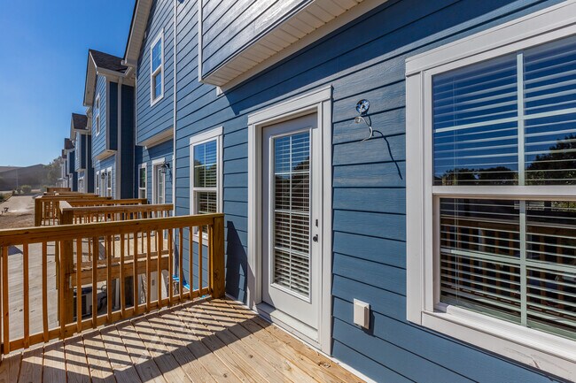 Photo - 516 S Main St