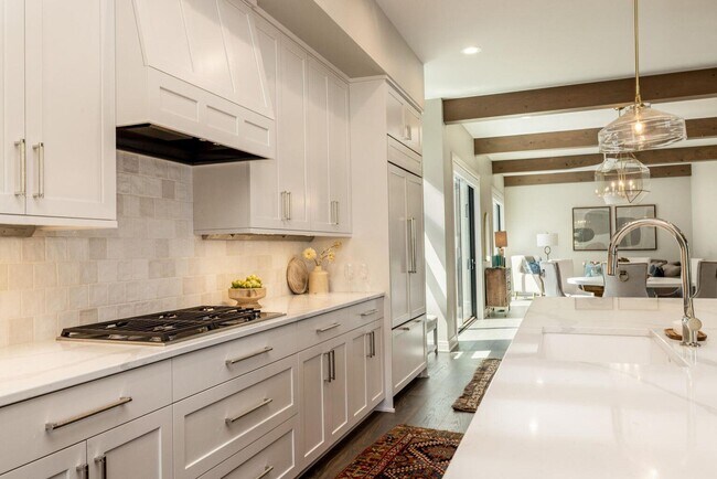 Photo - 5589 N Danbury Rd