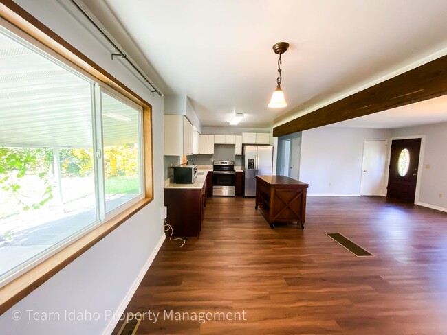 Photo - Pet Friendly Single level home with many u...