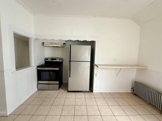 Photo - 28 Brook St Unit 2