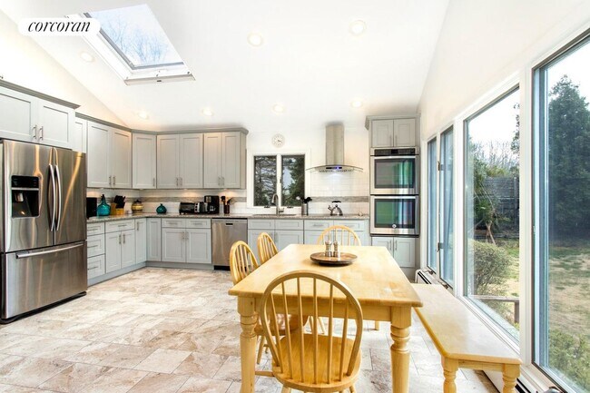 Photo - 73 Highview Dr