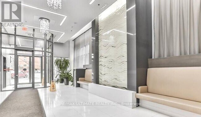 Photo - 500 St Clair Ave W Unit 605
