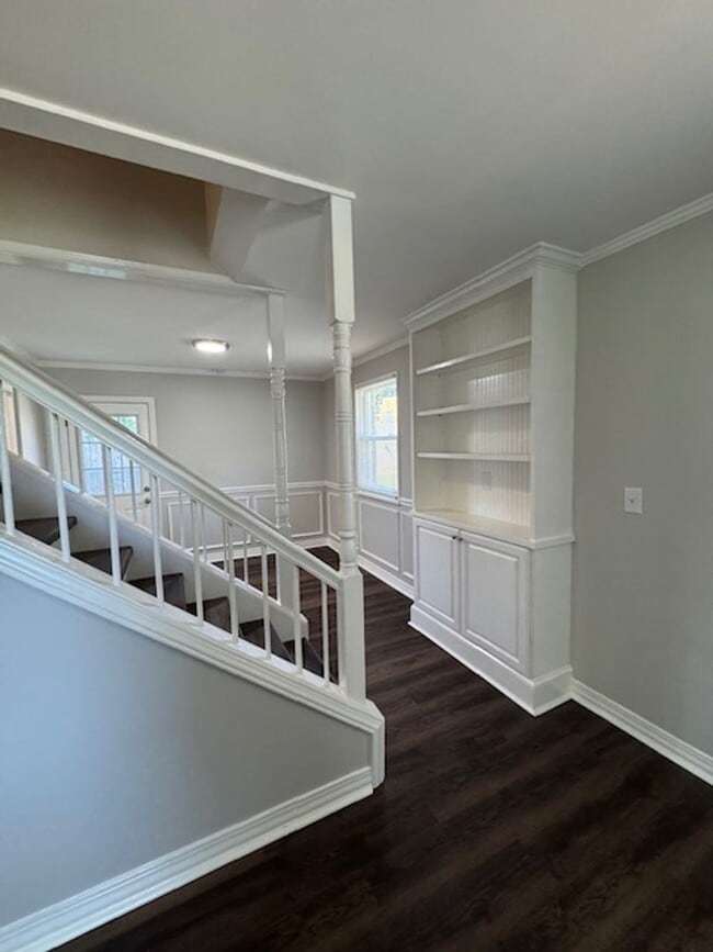 Photo - Downtown living at its best!  Remodeled - ...