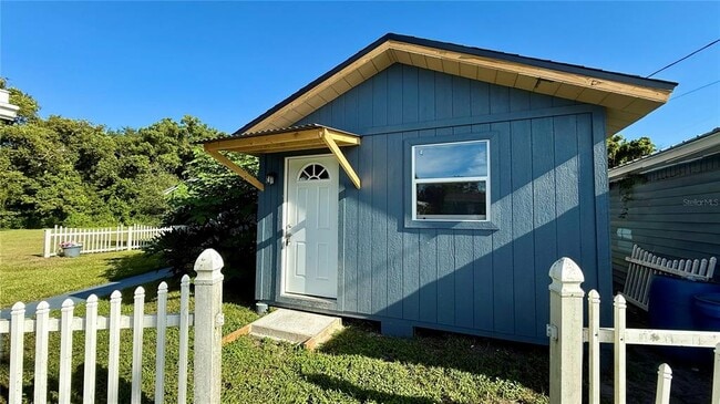 Building Photo - 1310 N Combee Rd Rental