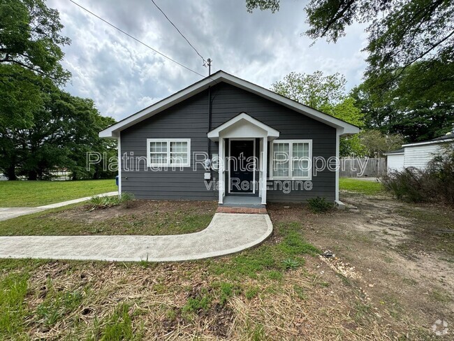Building Photo - 96 Benson St Rental