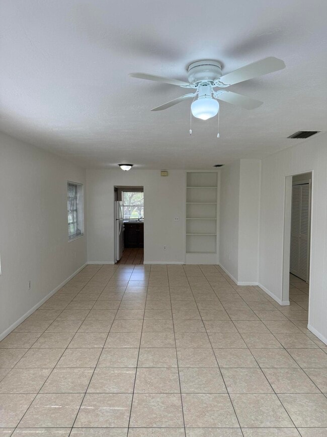 Photo - 199 SW 15th St Unit 3