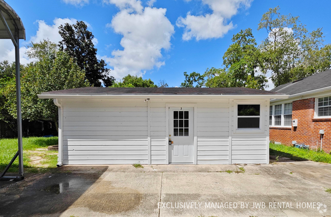 Building Photo - 5304 Attleboro St Unit 2 Rental