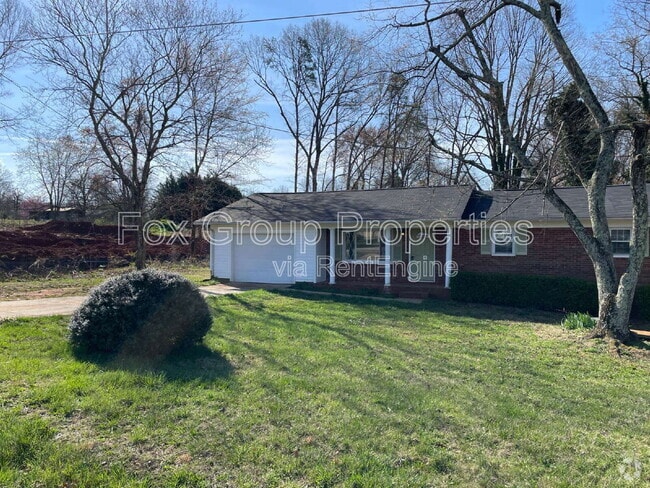 Building Photo - 135 Clearview Rd Rental
