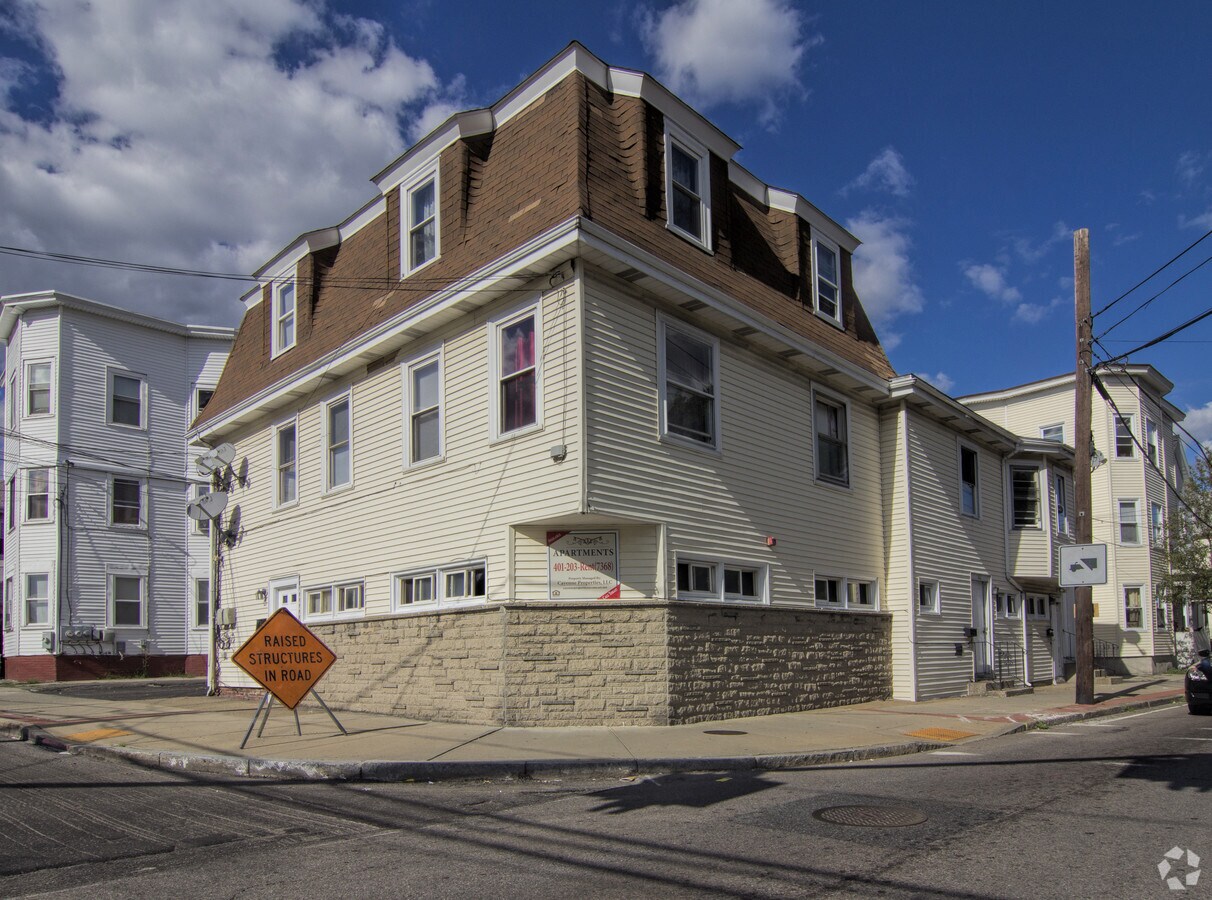 136 Summit St Apartments For Rent in Pawtucket, RI | ForRent.com