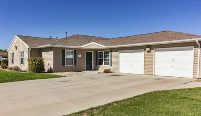 South Creek Village - South Creek Village Townhomes