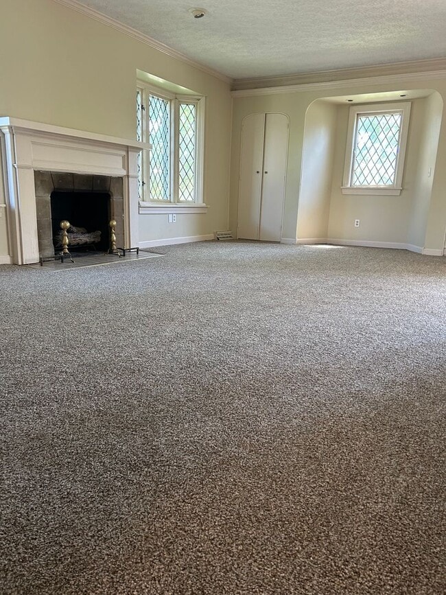 Photo - 3544 Winchell Rd Unidad 18528 Newell Rd. UP