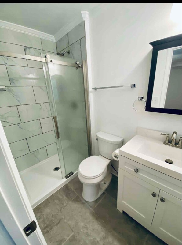 Photo - 12205 Greenleaf Dr SE