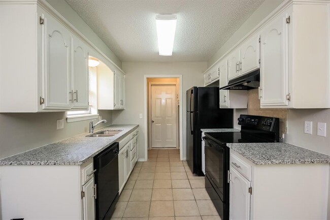 Photo - 808 Glenwood Dr