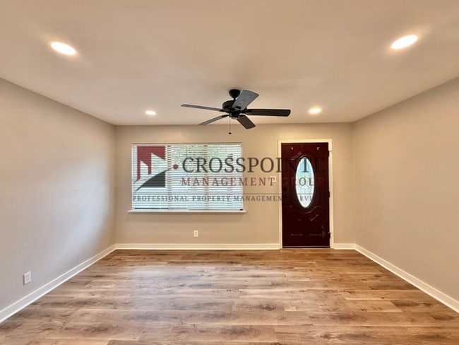 Photo - Newly Renovated 3 Bedroom 1.5 Bathroom Home!