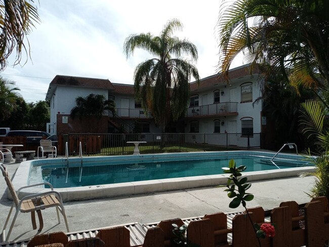 Photo - 100 NE 9 St Pompano Beach, FL 33060