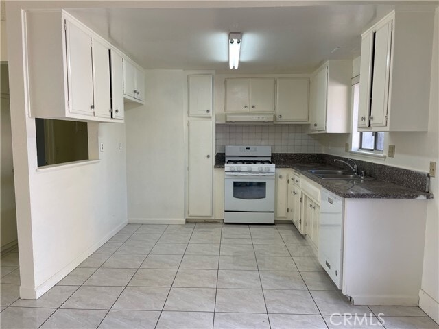 Photo - 12121 Adrian St