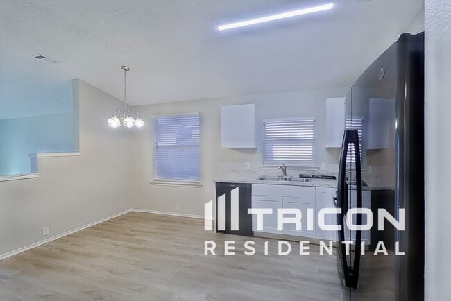 Photo - 232 Tulane Dr