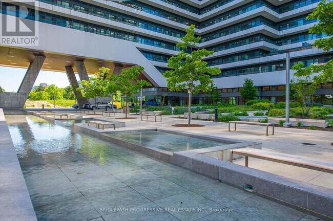 Photo - 30 Shore Breeze Dr Unit PH-07