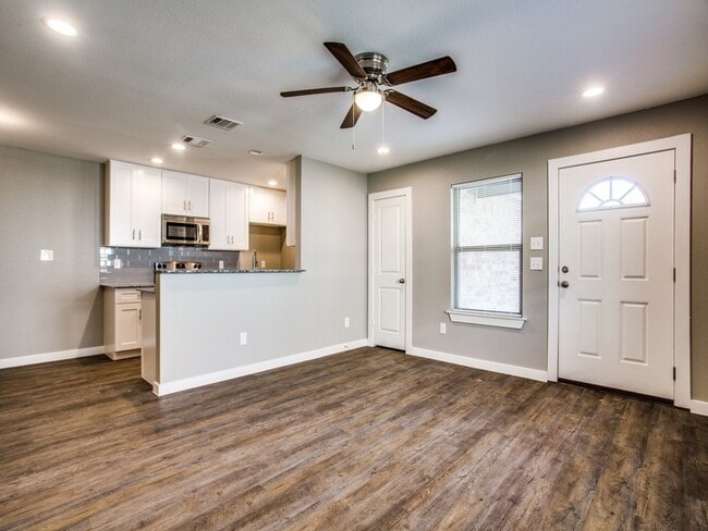 Photo - 8106 Tanner Ave