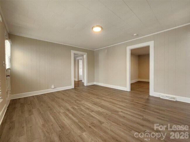 Photo - 29 Willowbrook Dr NW