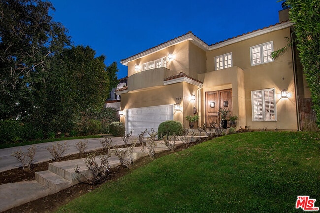 Building Photo - 969 S Carmelina Ave Rental