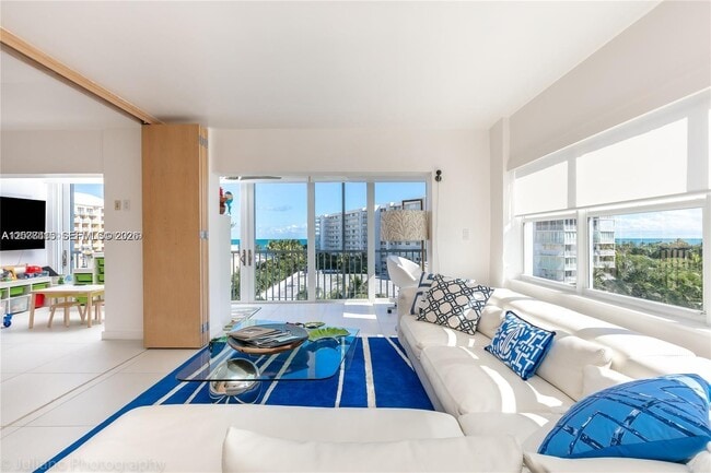 Building Photo - 590 Ocean Dr Unit 7C