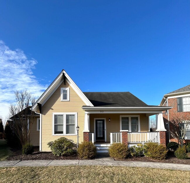 Fantastic Home in Tom's Creek Neighborhood - Fantastic Home in Tom's Creek Neighborhood