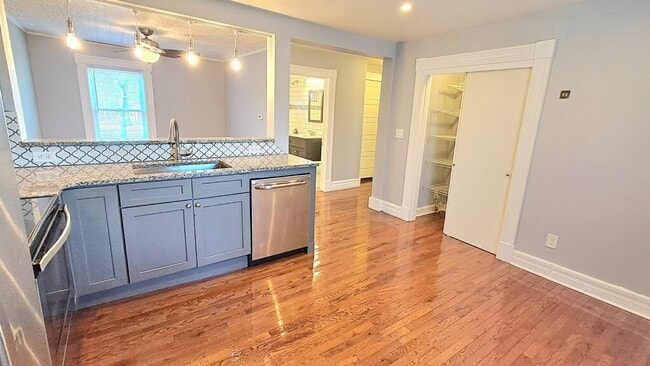 Photo - 531 Berkshire Ave Unit 3-Bedroom Apartment