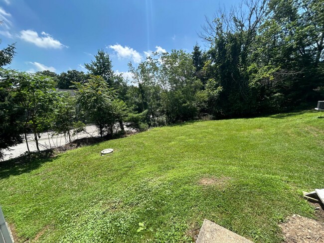 Photo - 995 Brodhead Rd