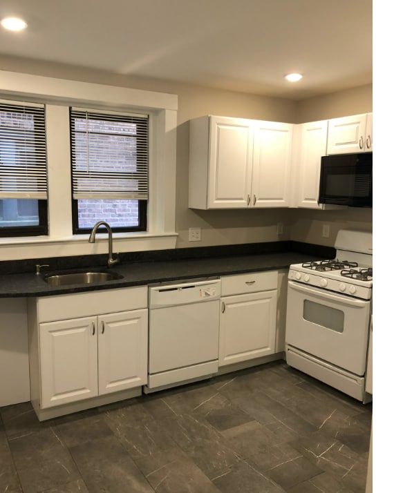 Building Photo - 9 Upland Rd