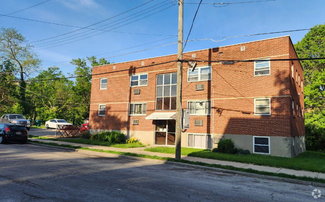 Building Photo - 805 Harris Ave Unit 8 Rental