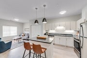 2 BR, 1 BA, 854 SF