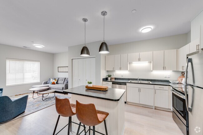 2 BR, 1 BA, 854 SF