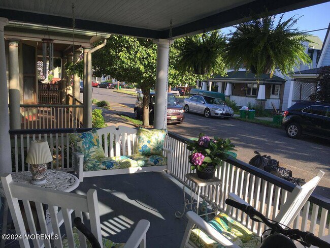 Photo - 98 Mt Carmel Way