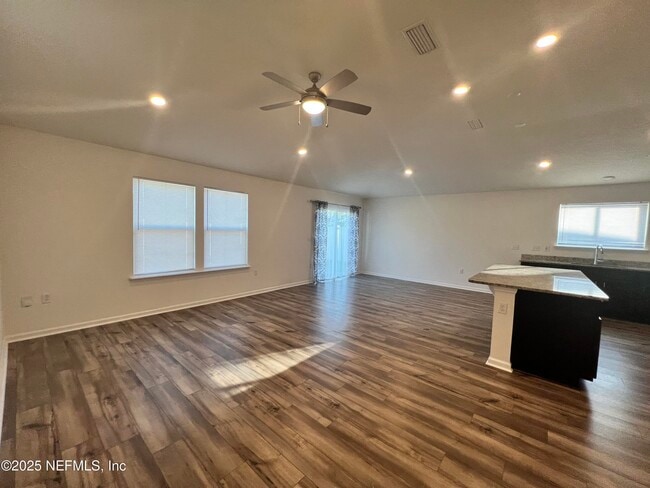 Photo - 463 Red Dahlia Ln