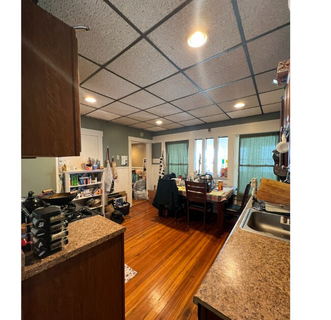 Photo - 363 Beacon St