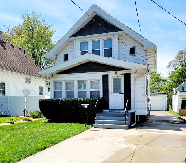 Photo - 3933 Homewood Ave Unit 2