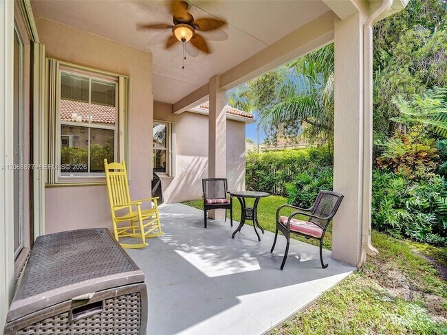 Photo - 938 Bluewood Terrace