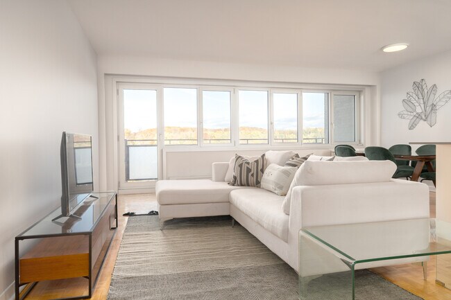 Photo - Le Hill-Park