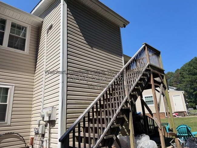 Photo - 219 Bridgefield Pl