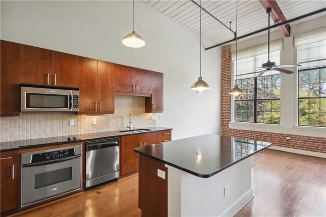 Photo - 1261 Caroline St NE Unit 223