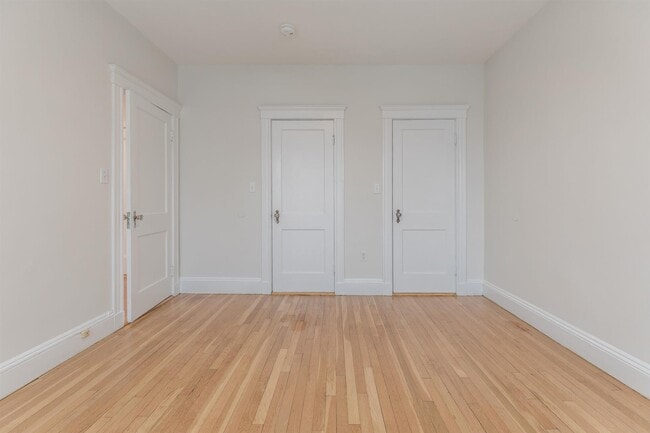 Photo - 30 Langdon St Unit 15