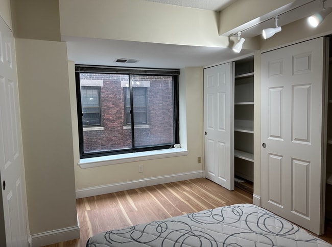 Photo - 1247 Beacon St Unit 3