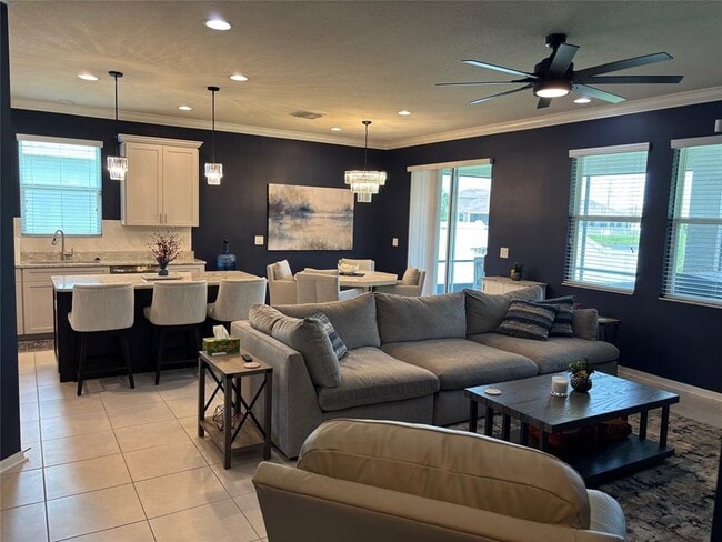 Photo - 10915 79th St E