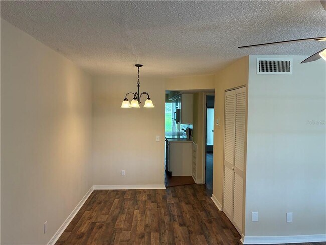 4705 1st St NE Unit 135
