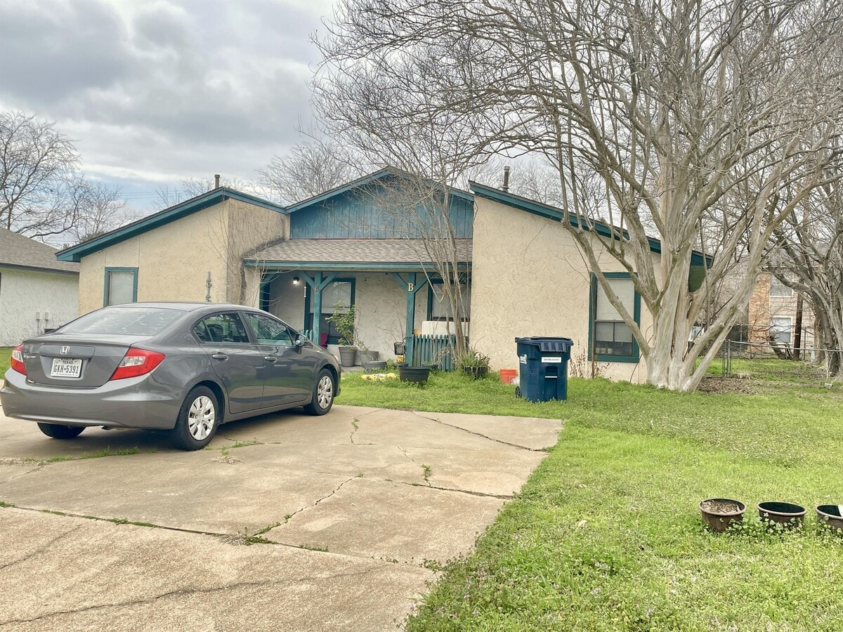 Photo - 1515 Pine Ridge Dr