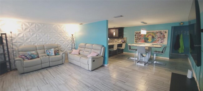 Photo - 11241 Linden Ln House