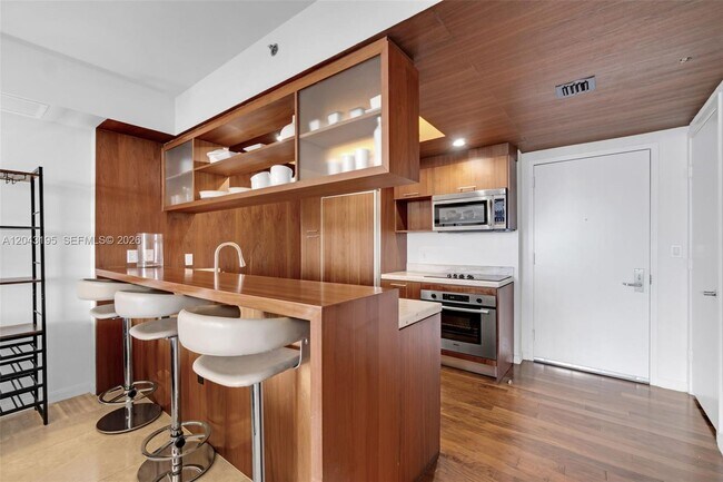 Photo - 50 Biscayne Blvd Unit 904